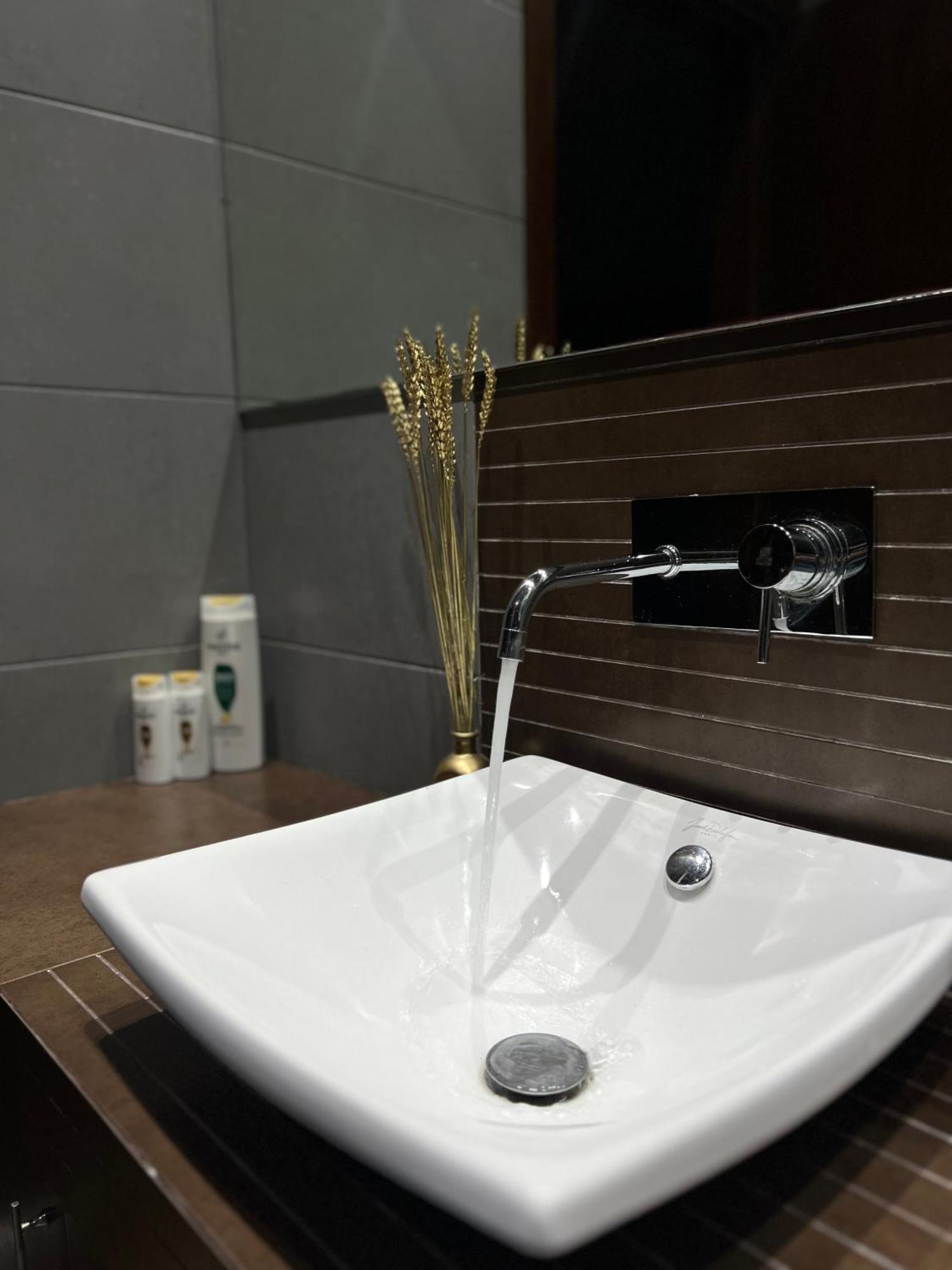 Marina Zeas Seaview House-Marinaq Apartment Piraeus Bagian luar foto